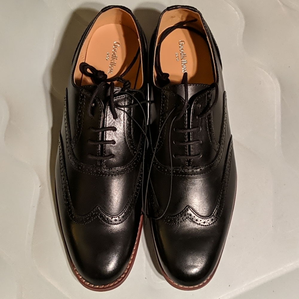 Shoes - Picture 3 of 3